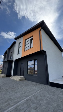 БУДИНОК 136м2 + підвал та задній двір, РОЗСТРОЧКА - фото 1