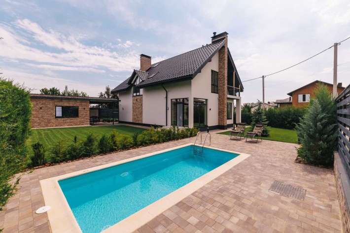 Софіївська Борщагівка 240 кв.м.. Ремонт. Меблі. Техніка. - фото 1