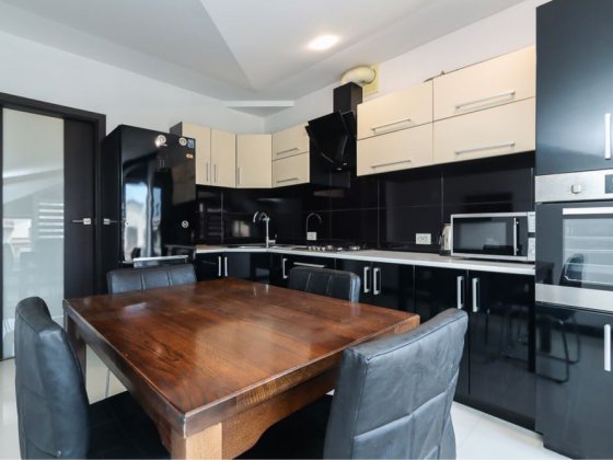 Оренда 2 к в самому центрі міста Хотинська 12 Ивано-Франковск