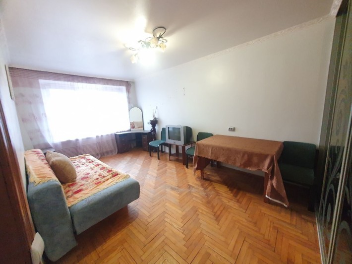 Оренда Тролейбусна 1 - фото 1