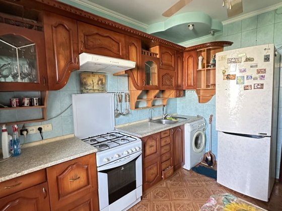 1-К Институт Связи, рядом Рынок