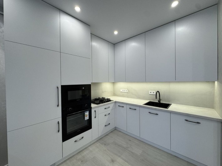 Оренда ЖК Емпатіка поруч Спорт Лайф - фото 1