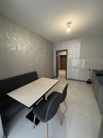 Оренда 2 кімнатної квартири в центрі міста - фото 1