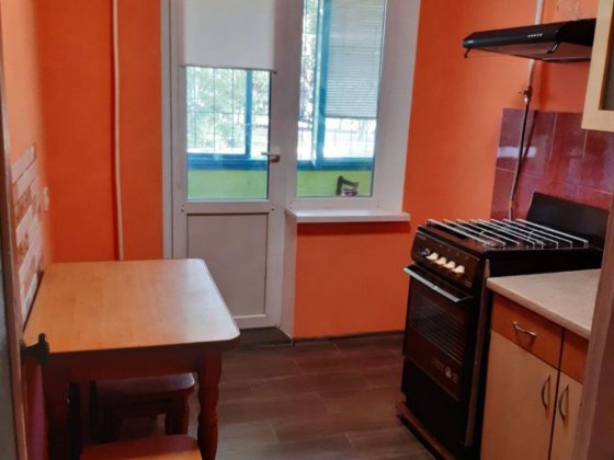 Здається в оренду 2кімнатна квартира. ОПАЛЕННЯ ОПЛАЧУЄ ВЛАСНИК. Кривий Ріг