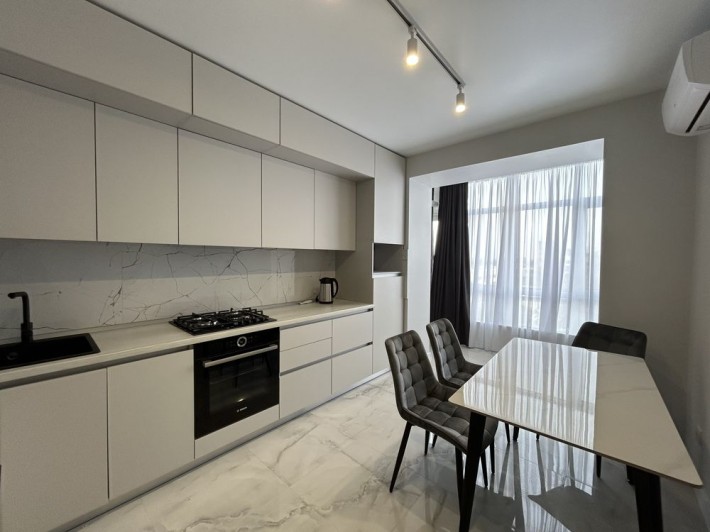 Оренда сучасної 2к перша здача Містечко Центральне - фото 1