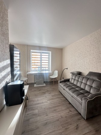 Зигіна, 2х кімнатна студія 17000грн + комунальні - фото 1