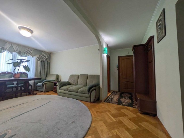 Оренда 4 кім. квартири. Ремонт. Меблі. Техніка. (р-н Автовокзалу) - фото 1