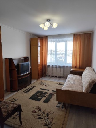 Оренда 3кім.квартири біля стадіону - фото 1