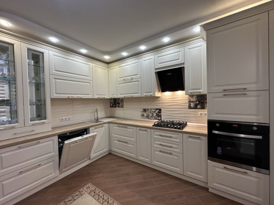 Оренда 3 кімнатна квартира вул. Івасюка 82, Майзлі, новобудова Ивано-Франковск