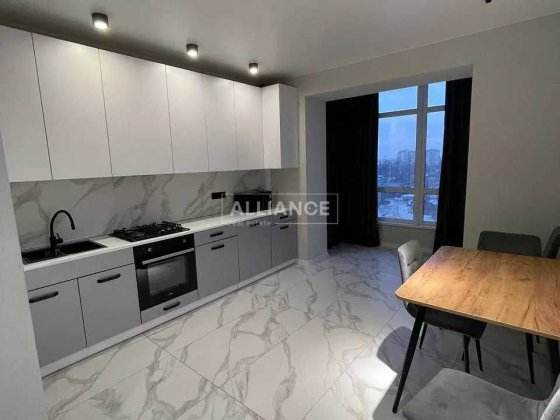 Стильна однокімнатна квартира в центрі міста! Івано-Франківськ