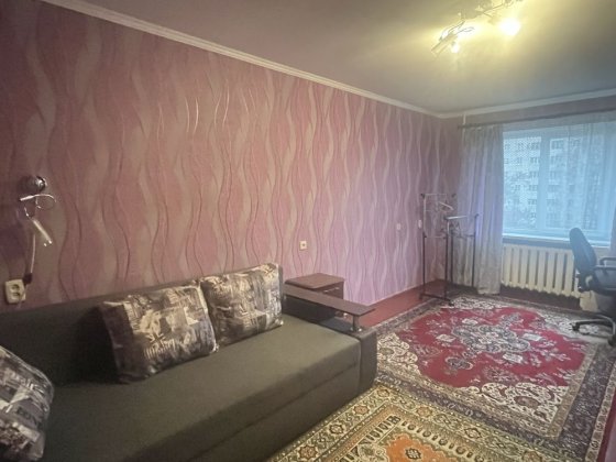 Здам 2-кімнатну квартиру , 4  поверх.  На тривалий термін. Полтава