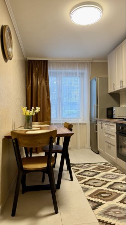 Оренда 3-кімнатної квартири в центрі міста - фото 1