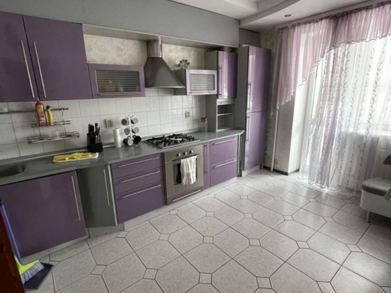 Оренда 3 кім квартири з гаражем, Бам, вул Захисників України Тернополь