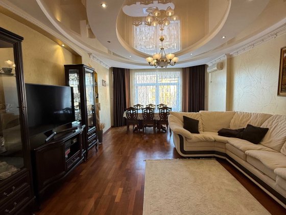 Оренда 3-кімнатної квартири в центральній частині міста Рівне