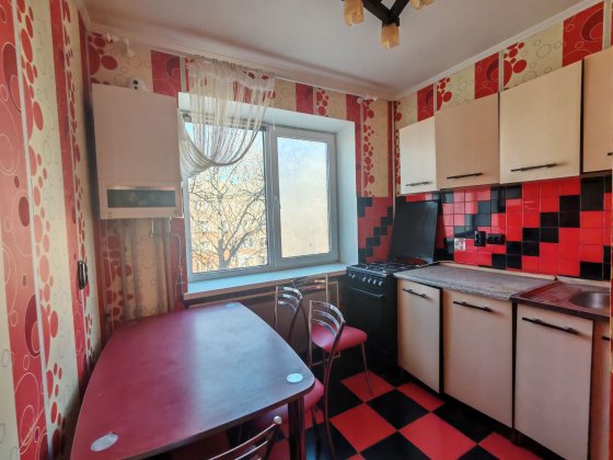 Сдам двухкомнатную квартиру Хбк Автономное отопление Херсон