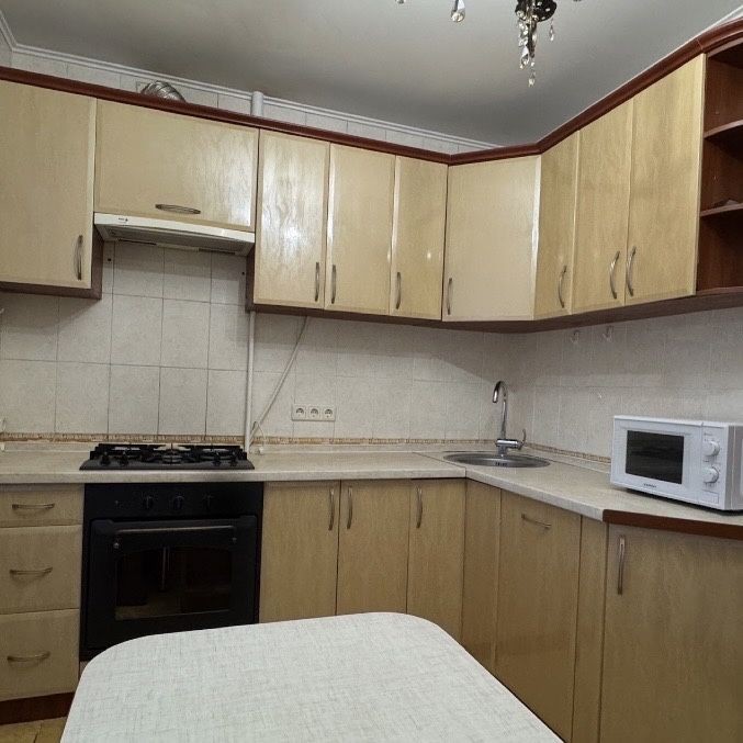 Р-н Фурманова світло не вимикають вільна - фото 1