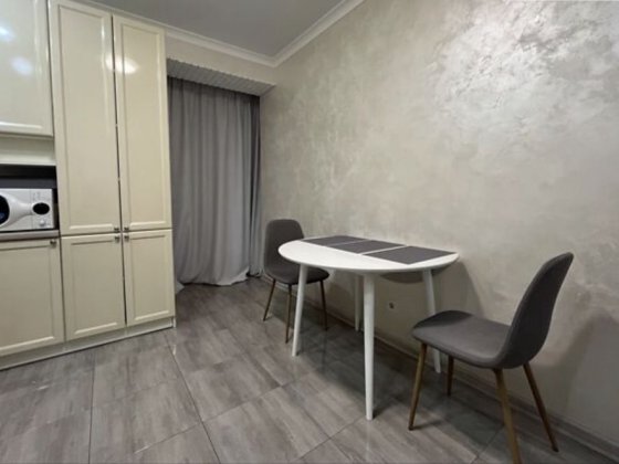 Однокімнатна на Щасливому!! Рівне