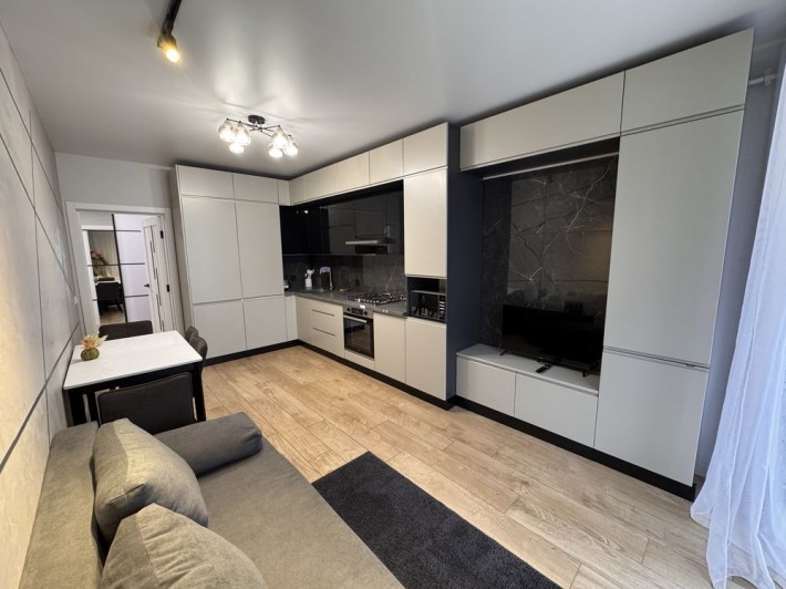 ТЦ «Майдан» 1-но кімнатна новобудова - фото 1