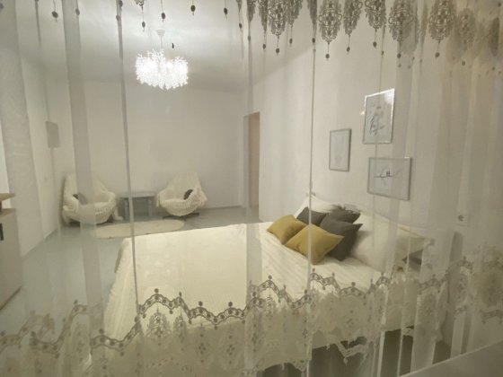 Оренда 1кімнатноі́ Головна/Проспект Черновцы