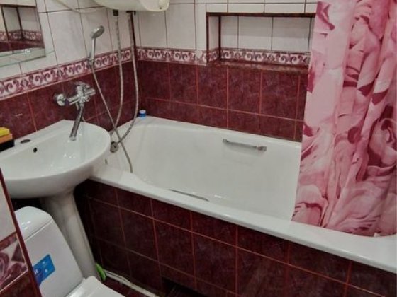 КЛАСНА 2-кім чешка ЕНТУЗІАСТІВ-Івасюка(магазин «НИВА»,паркЖОВТНЕВИЙ)! Черновцы