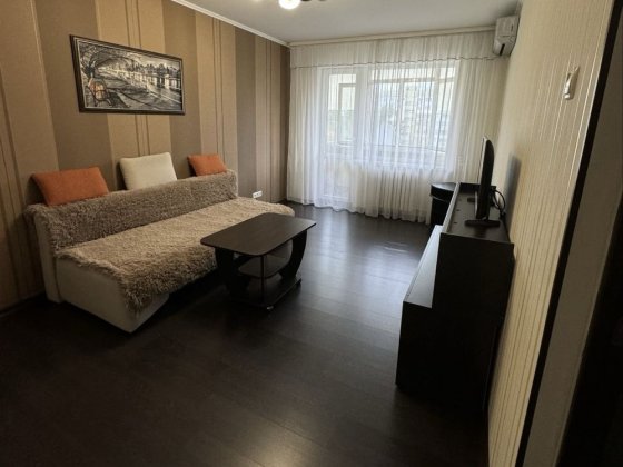 Сади 1 поруч з АТБ вільна тепла квартира Полтава