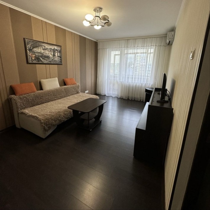 Сади 1 поруч з АТБ вільна тепла квартира - фото 1