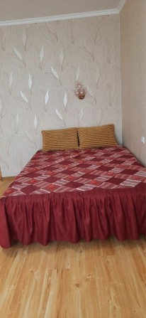 Зупинка 5 школа новобудова парковка у дворі - фото 1