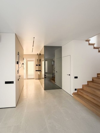 Будинок з оздобленням - фото 1