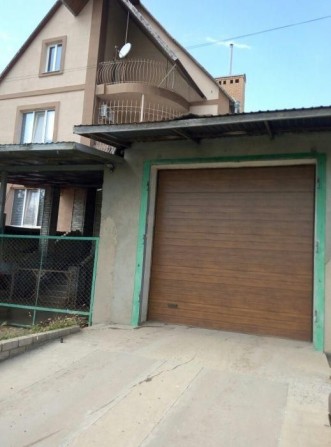 Продаж 3-поверхового будинку в Матвіївці - фото 1