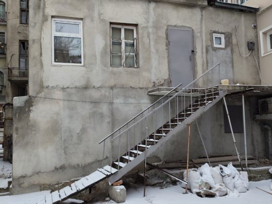 Продам  квартиру под ремонт Одесса