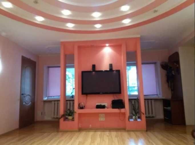 Дом Срочно Ленпоселок Ремонт Мебель Техника Участок - фото 1