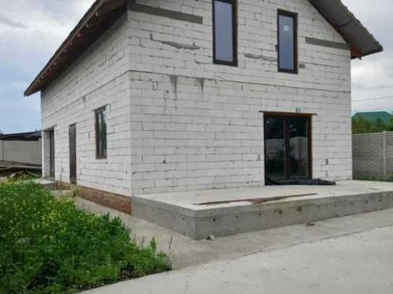 Продам сучасний будинок у котеджному районі Павленки(код4849) Харків