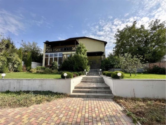 Продается дом на Салтовке район Радмира Харків