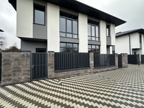 Дуплекс біля лісу з газом. За вихідною ціною Петропавлівська Борщагівка