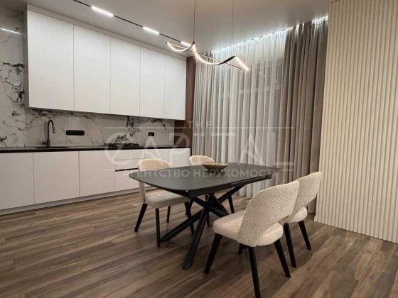 Продаж  будинку  з ремонтом і меблями у КМ/ без % для покупця/Газ Петропавловская Борщаговка