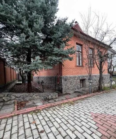 Продам 2-х этажный ДОМ ! Холодная Гора. Метро в 10 мин РОВНЫЙ уч-к - фото 1