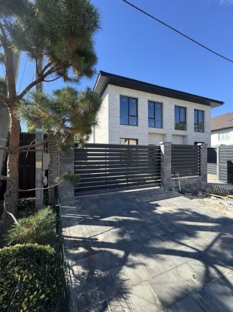 Дуплекси в с.Петропавлівська Борщагівка з бомбосховищем! Газ. - фото 1