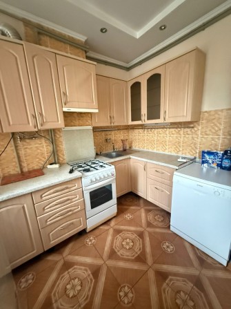 Здам 3 кімнатну квартиру в центрі з автономним опаленням - фото 1