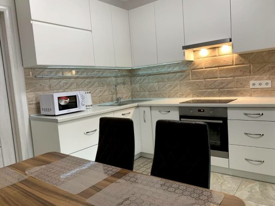 Оренда вишуканої 1 кімнатноі квартири в самісінькому центрі Рівного Рівне