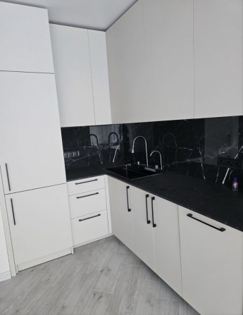 Новобудова, перша здача район Епіцентру! - фото 1