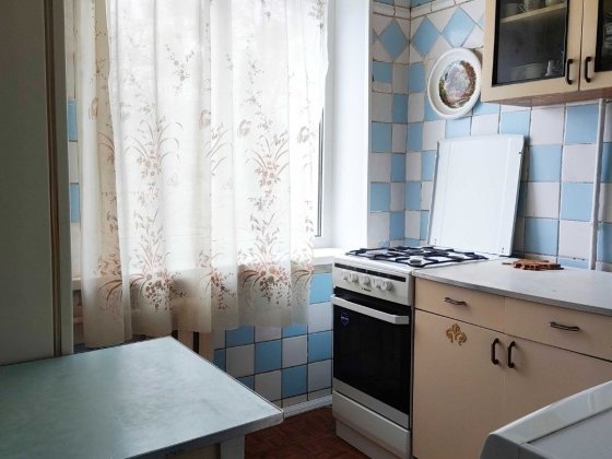 Світла двокімнатна квартира в районі Алмазного Полтава