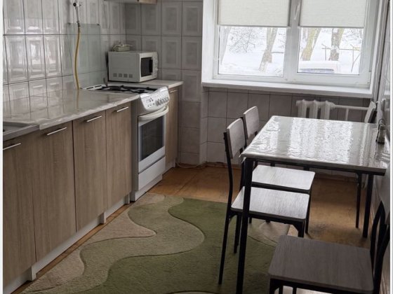 3 кімнатна район Автовокзалу Ровно