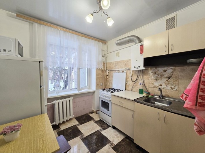 Здам 1 кімнатну, НЕБЕСНОЇ СОТНІ (ТЦ ФОРМАРКЕТ), ЛІЖКО з НОВИМ матрасом - фото 1