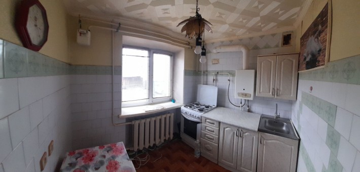 Здам 2 кім. кв.  поряд з ЦЕНТРом- 48 м2. 1 поверх. - фото 1