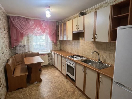 Оренда 2-х кімнатної квартири ( Ремзавод) Чернігів