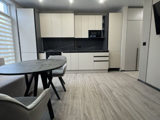 Здається 2-кім квартира в ЖК Б4 Ужгород