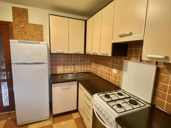 Оренда затишної 1-кімнатної квартири на вул. Комарова / Хліб Сіль Черновцы