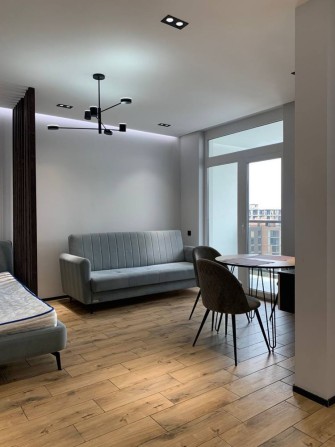 Здаєаться студія біля ТЦ Майдан - фото 1