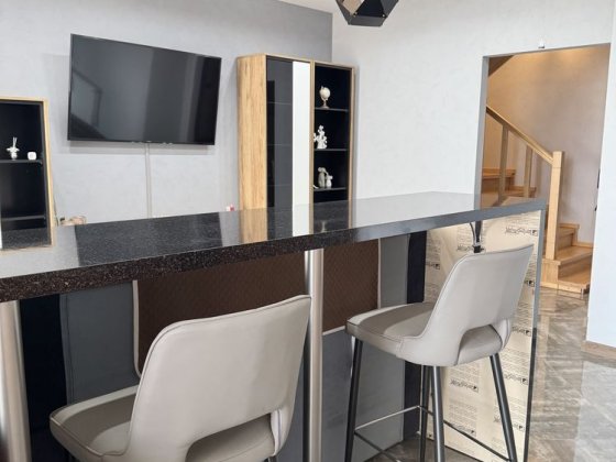 Сучасний ПЕНТХАУС  біля ТЦ Депот, завжди ТЕПЛО, газова плита! Черновцы