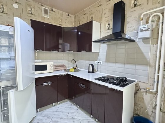 Садовий, 1 кімнатна 12000грн+комунальні Полтава